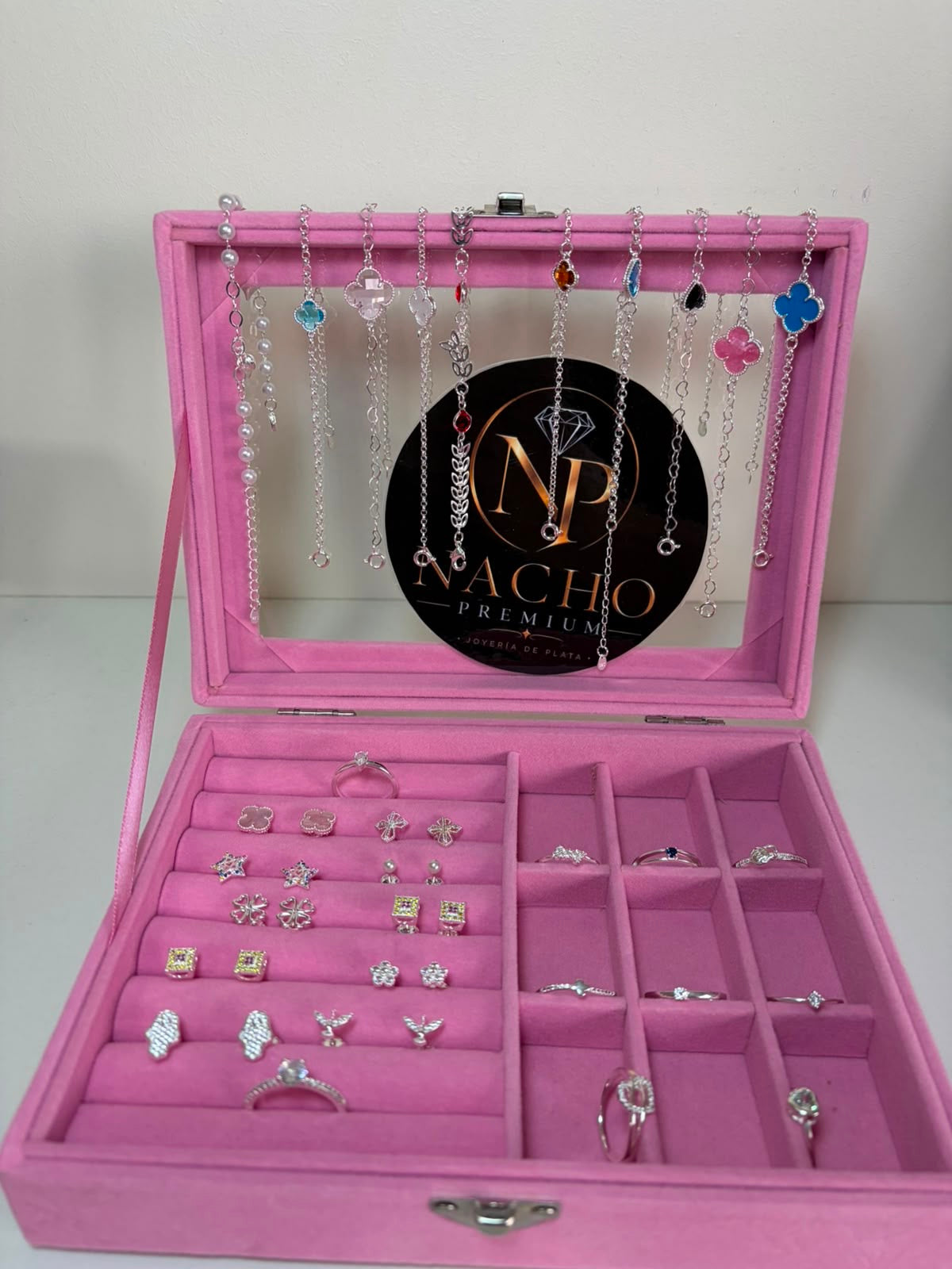 10 anillos+ 10 aros + 10 pulseras